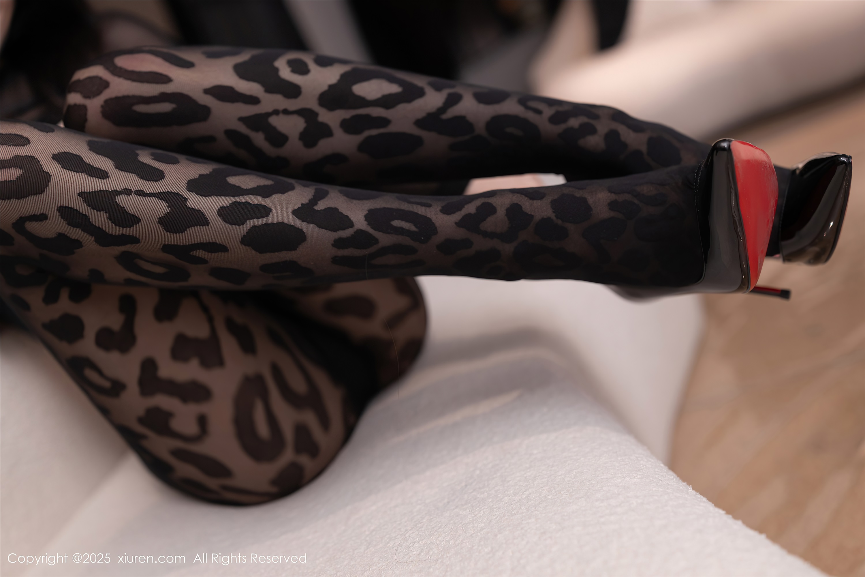 Xiuren秀人网 2025.10.31 NO.10938 鱼子酱Fish